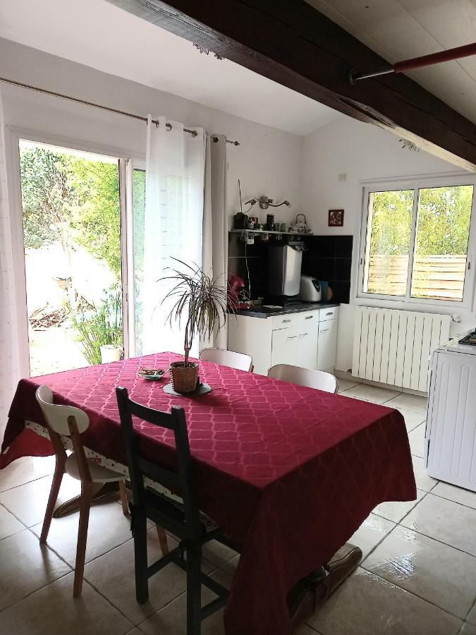 Loft Ambrussum, Jacuzzi, Jardin,Bbq Villa Lunel  Exterior photo