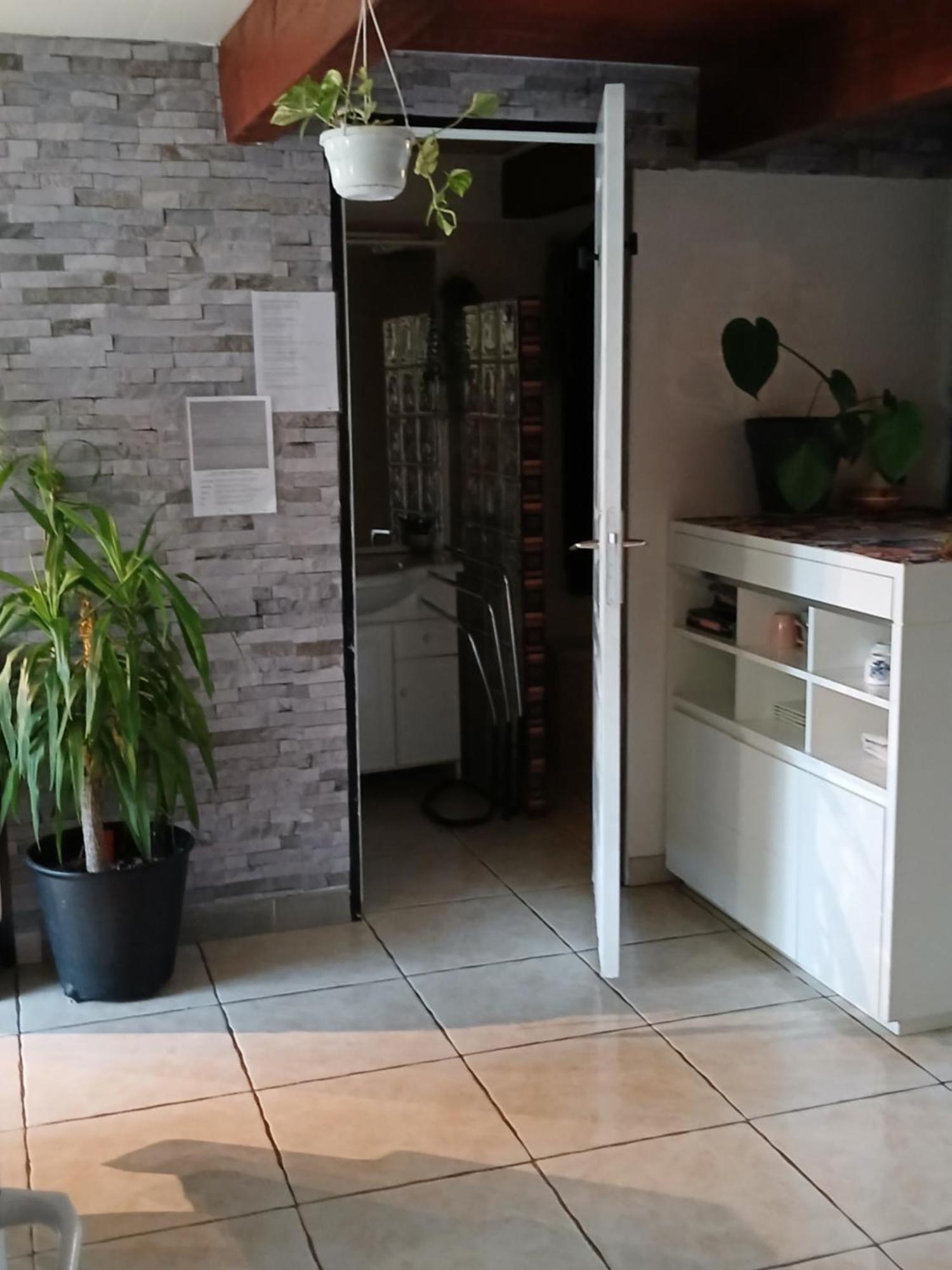 Loft Ambrussum, Jacuzzi, Jardin,Bbq Villa Lunel  Exterior photo